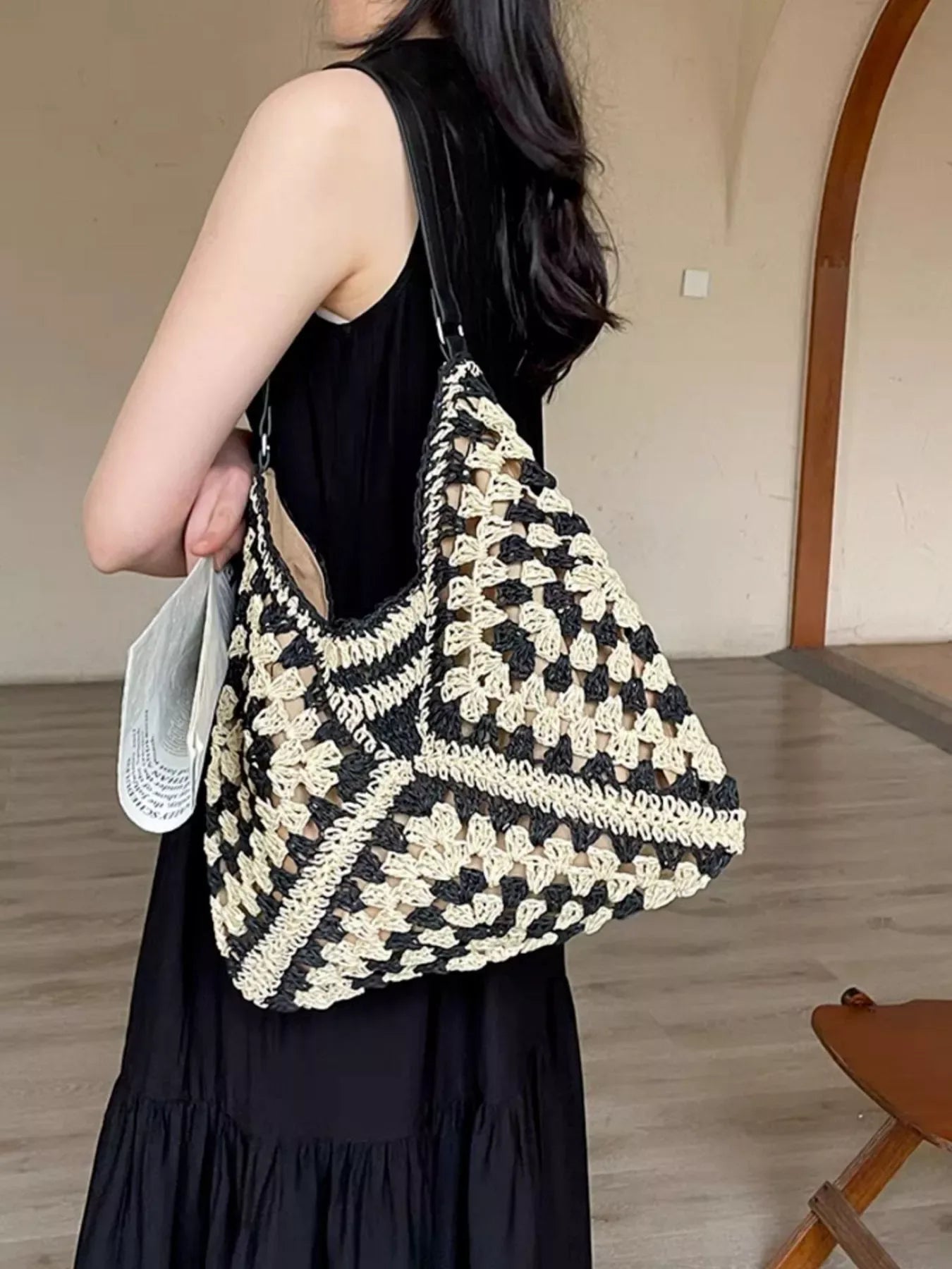 Crochet Two-Tone Shoulder Bag - Makw Official Site