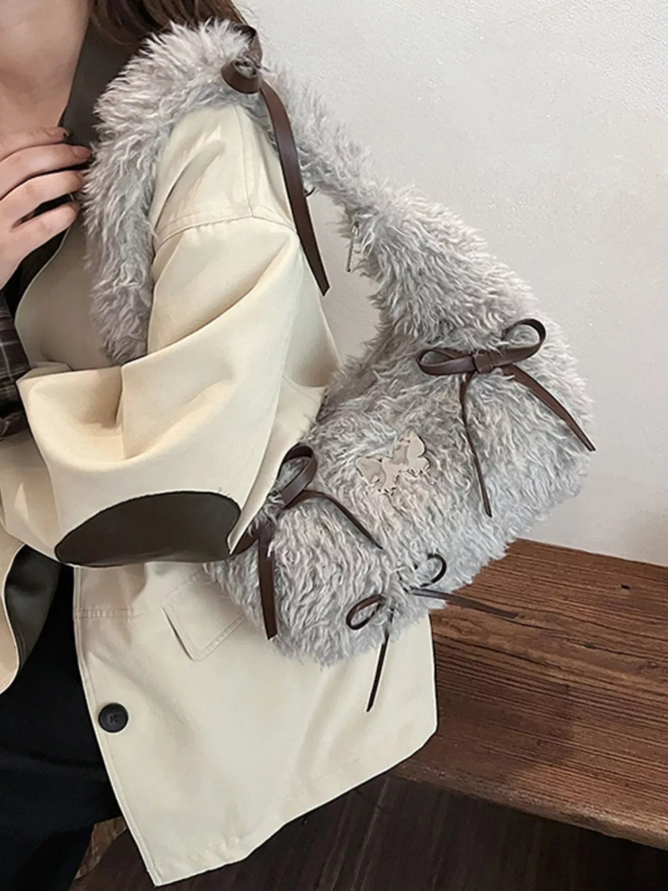 Fluffy Bow Shoulder Bag - Makw Official Site
