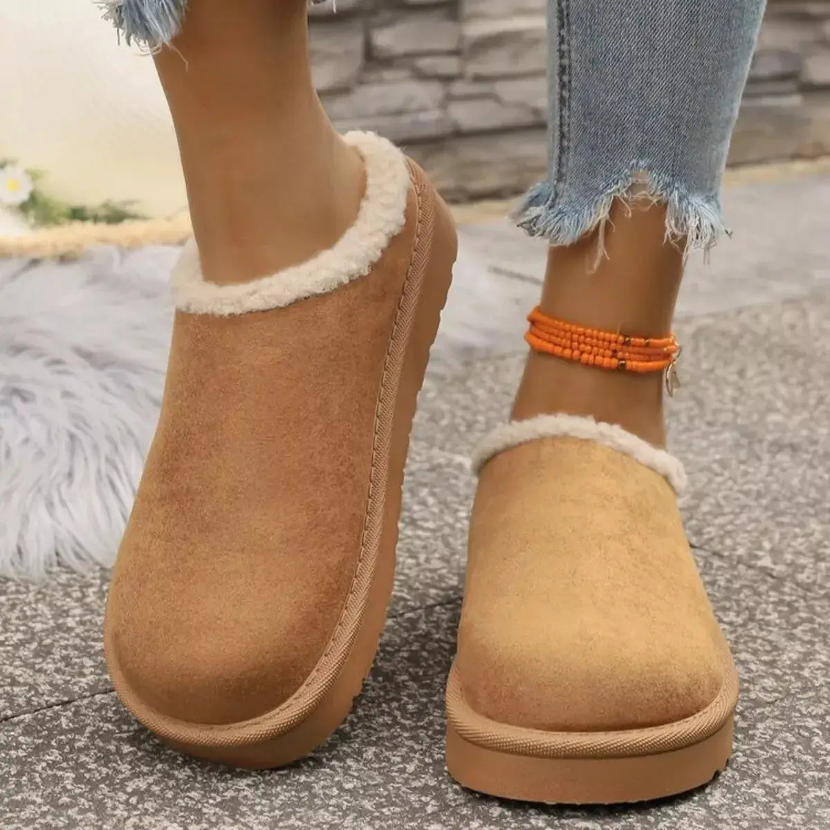 Cozy Plush Lined Platform Slippers - Makw Official Site