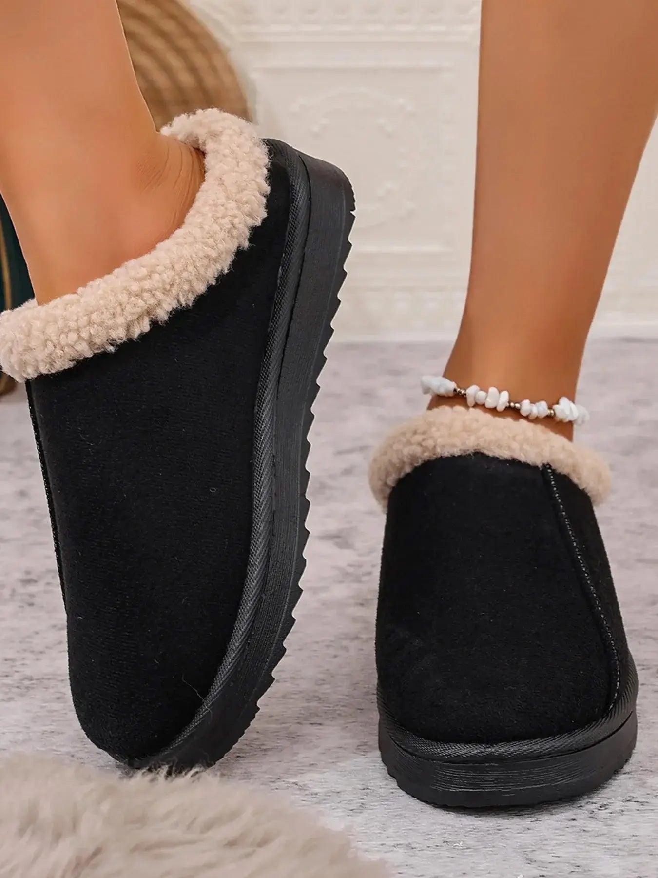 Cozy Faux Fur Lined Slippers - Makw Official Site