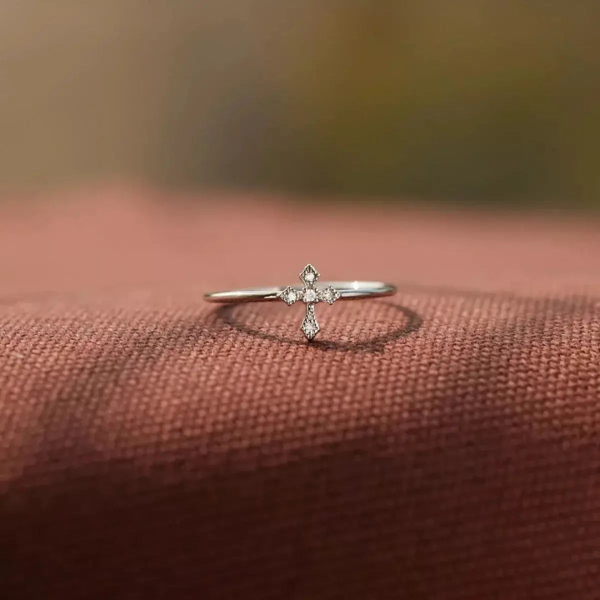 925 Sterling Silver Zircon Cross Ring - Makw Official Site