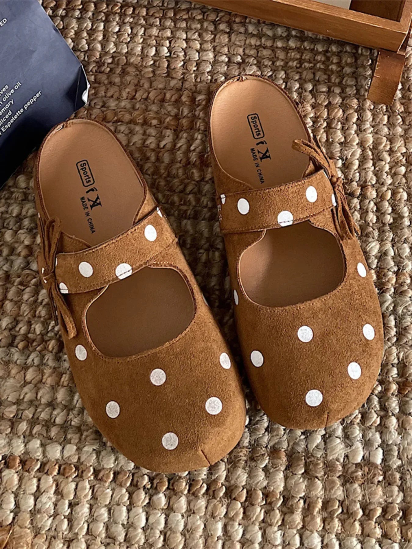 Polka Dot Round Toe Slip-Ons - Makw Official Site