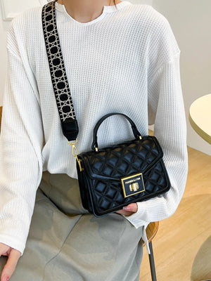 Quilted Adjustable Strap Shoulder Bag - Makw Official Site