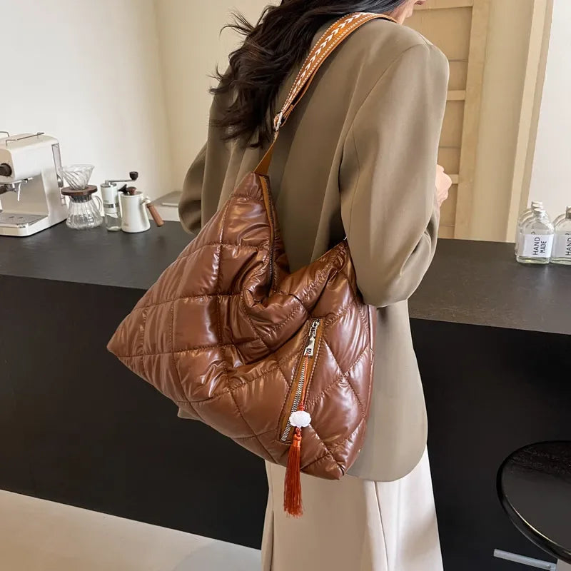 Quilted Nylon Travel Bag - Makw Official Site