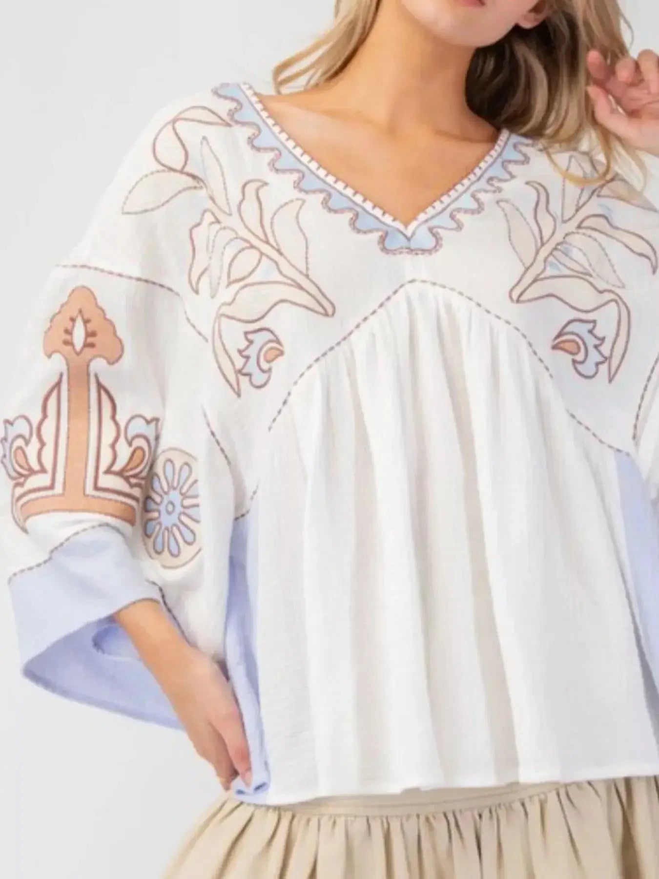 Printed V-Neck Top with Contrast Trim Details - Makw Official Site