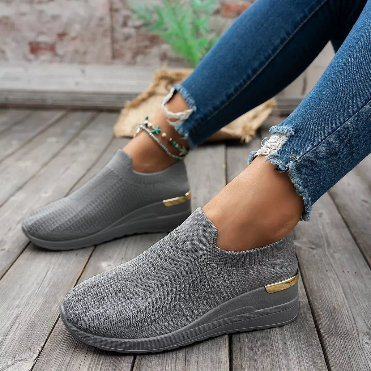 Mesh Round Toe Wedge Athletic - Makw Official Site