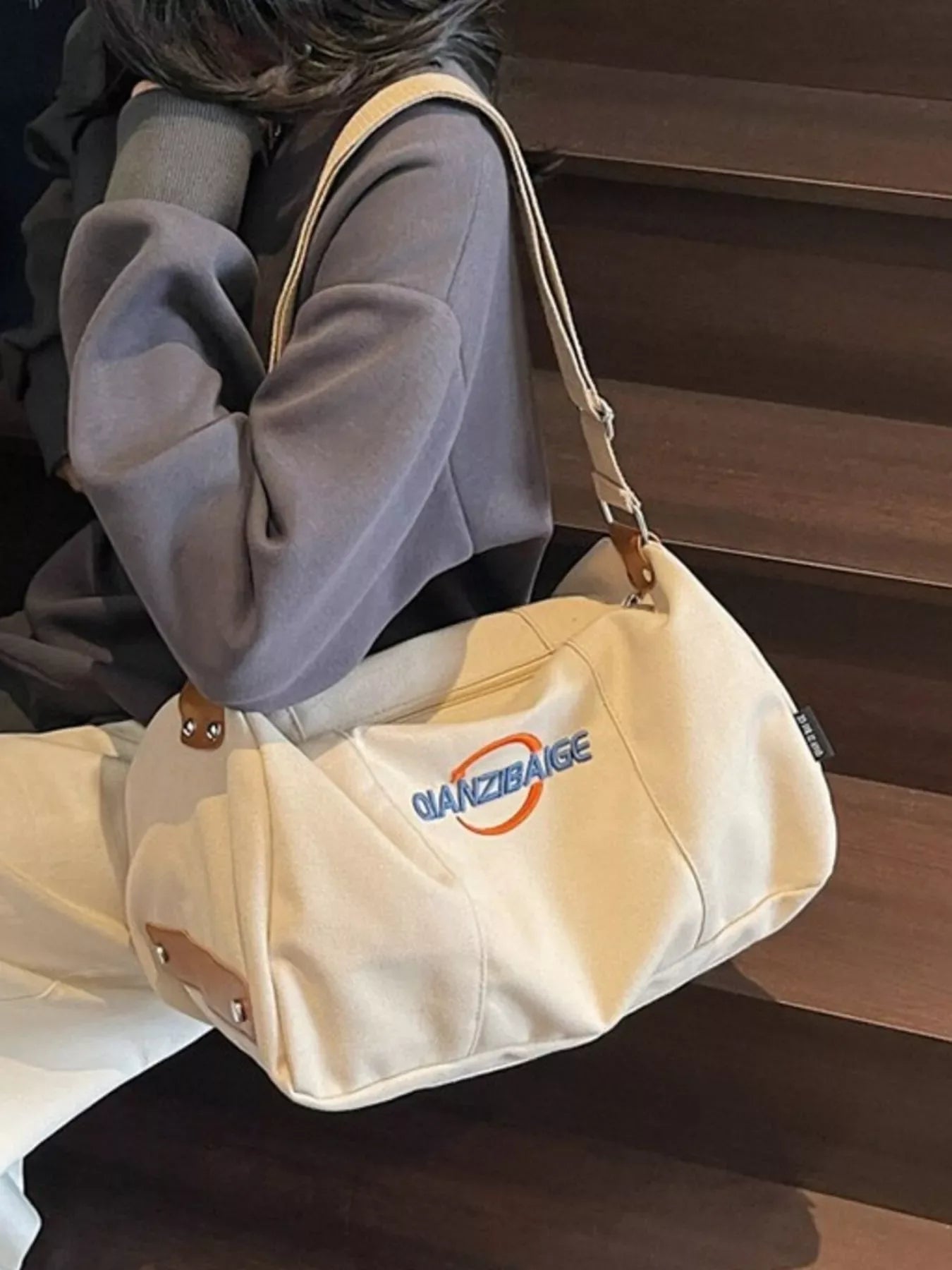 Canvas Duffel Bag with Adjustable Shoulder Strap - Makw Official Site