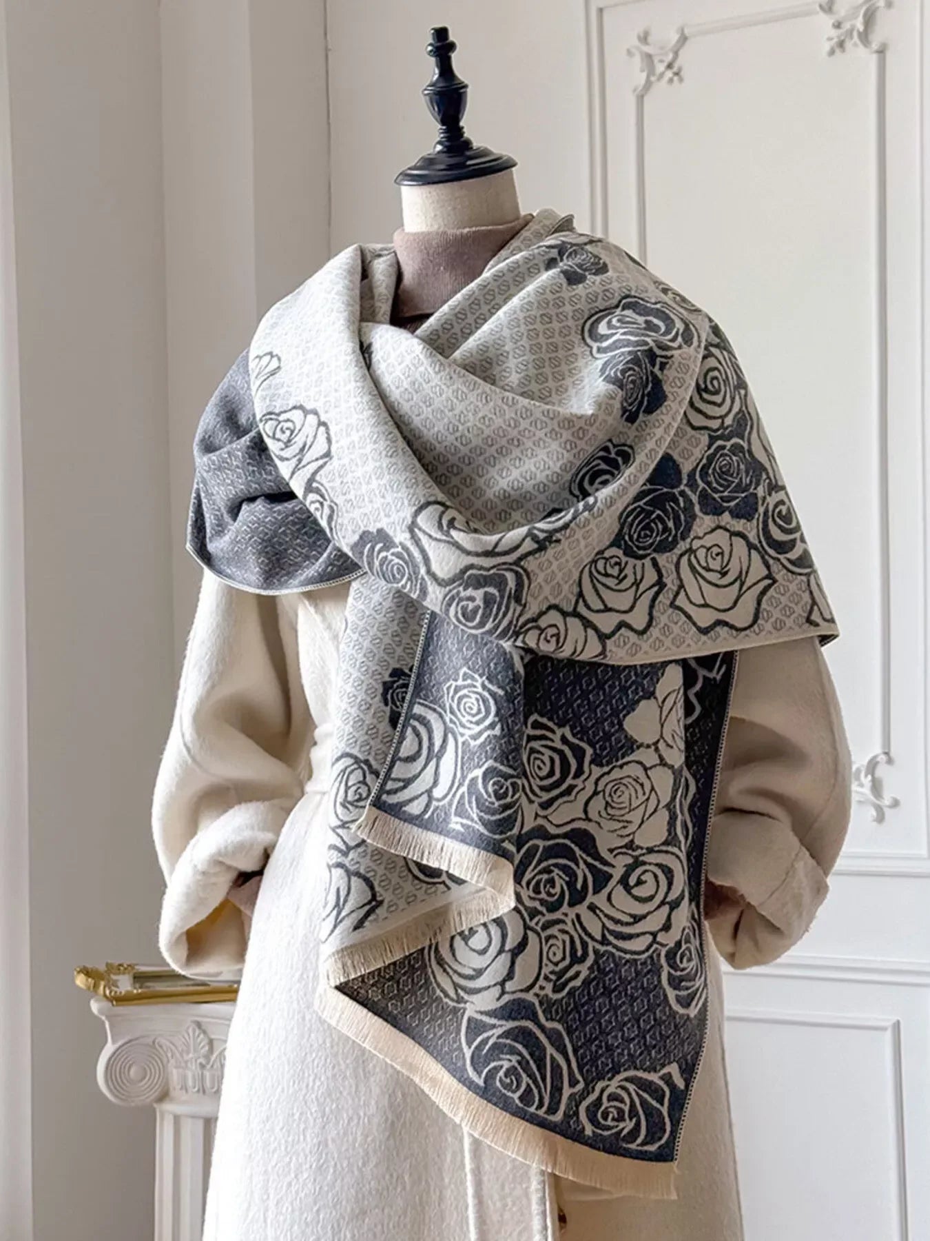 Rose Pattern Warm Scarf - Makw Official Site