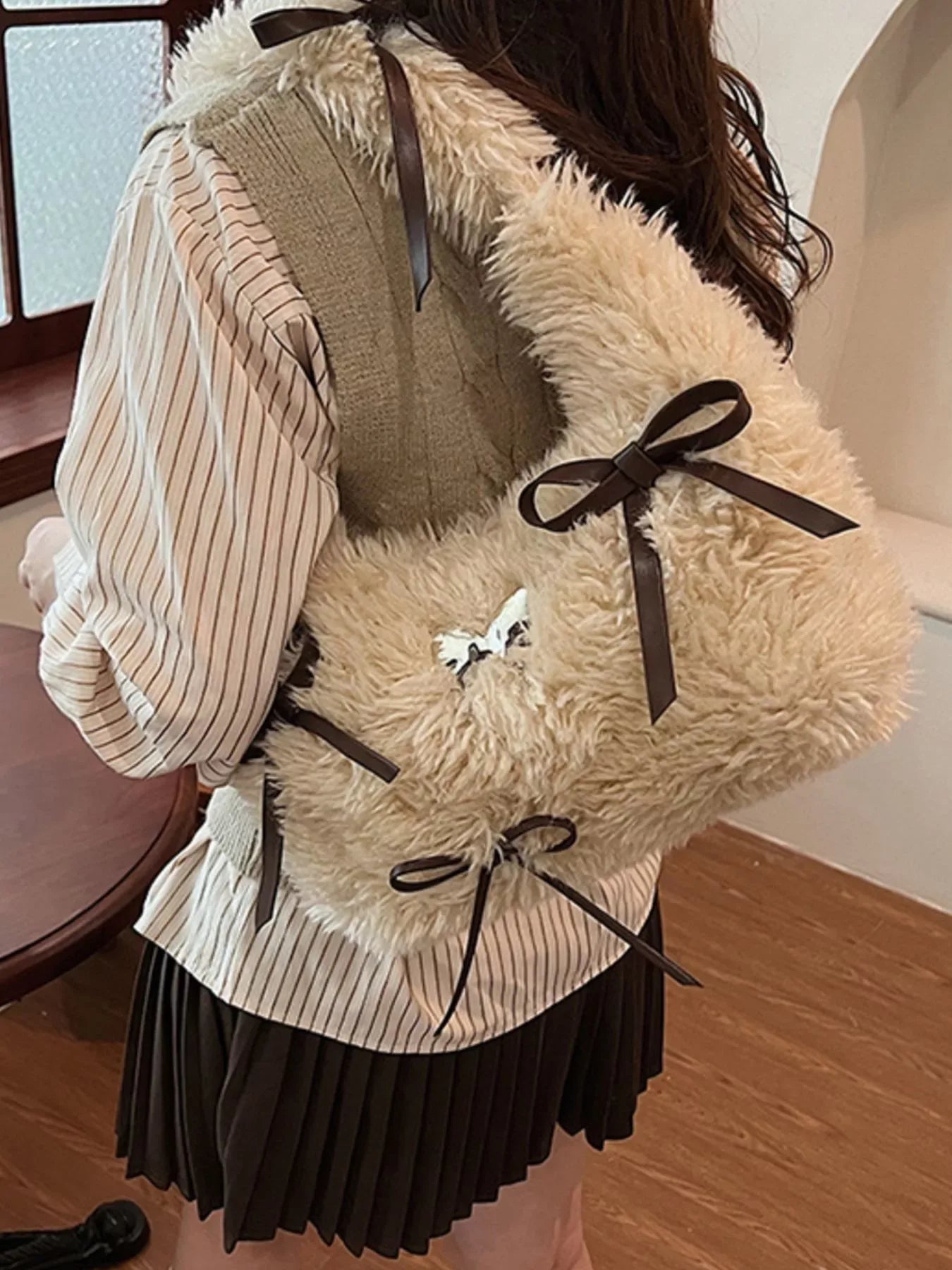 Fluffy Bow Shoulder Bag - Makw Official Site