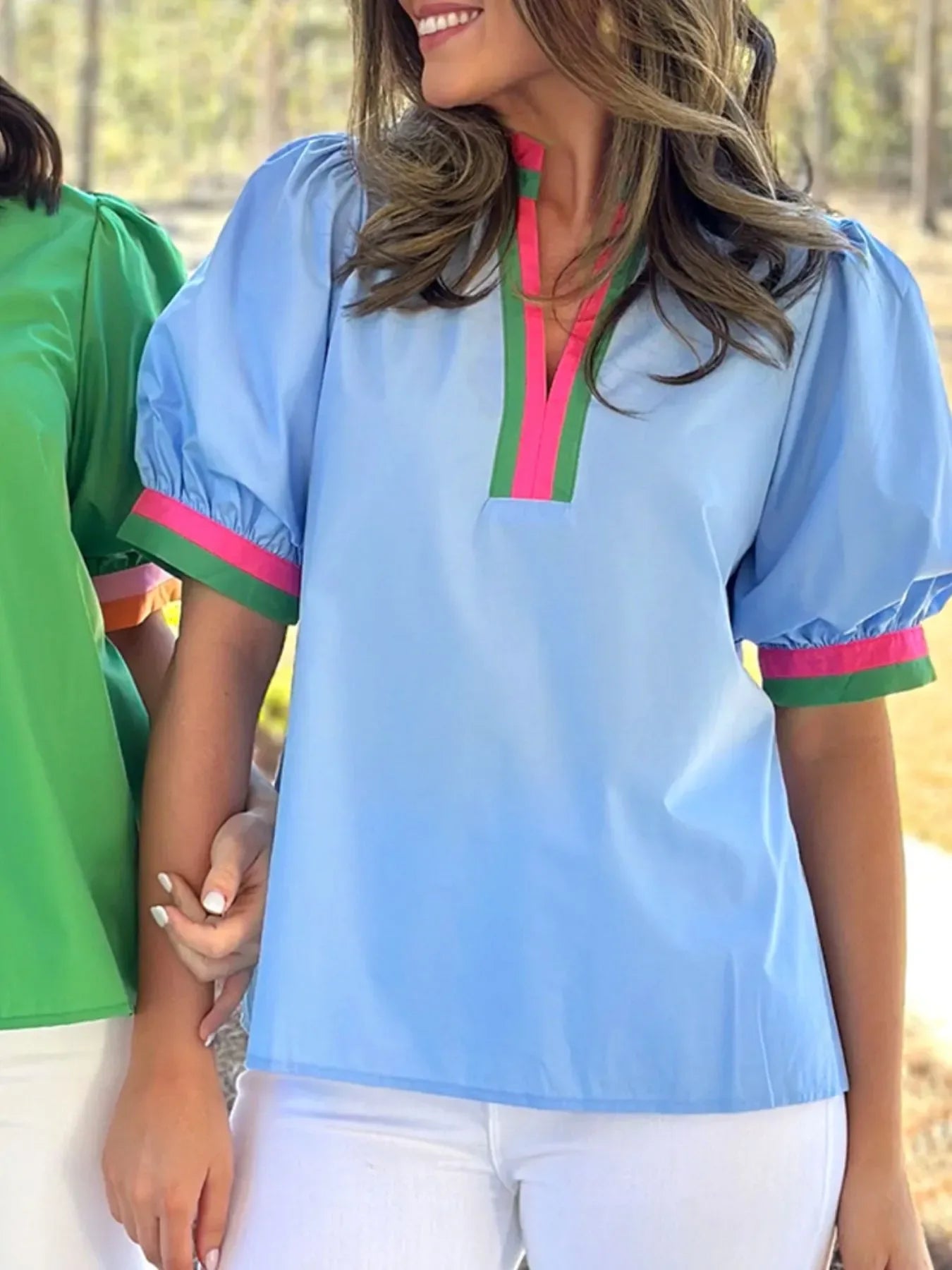 Contrast Trim Notched Short Sleeve Blouse - Makw Official Site