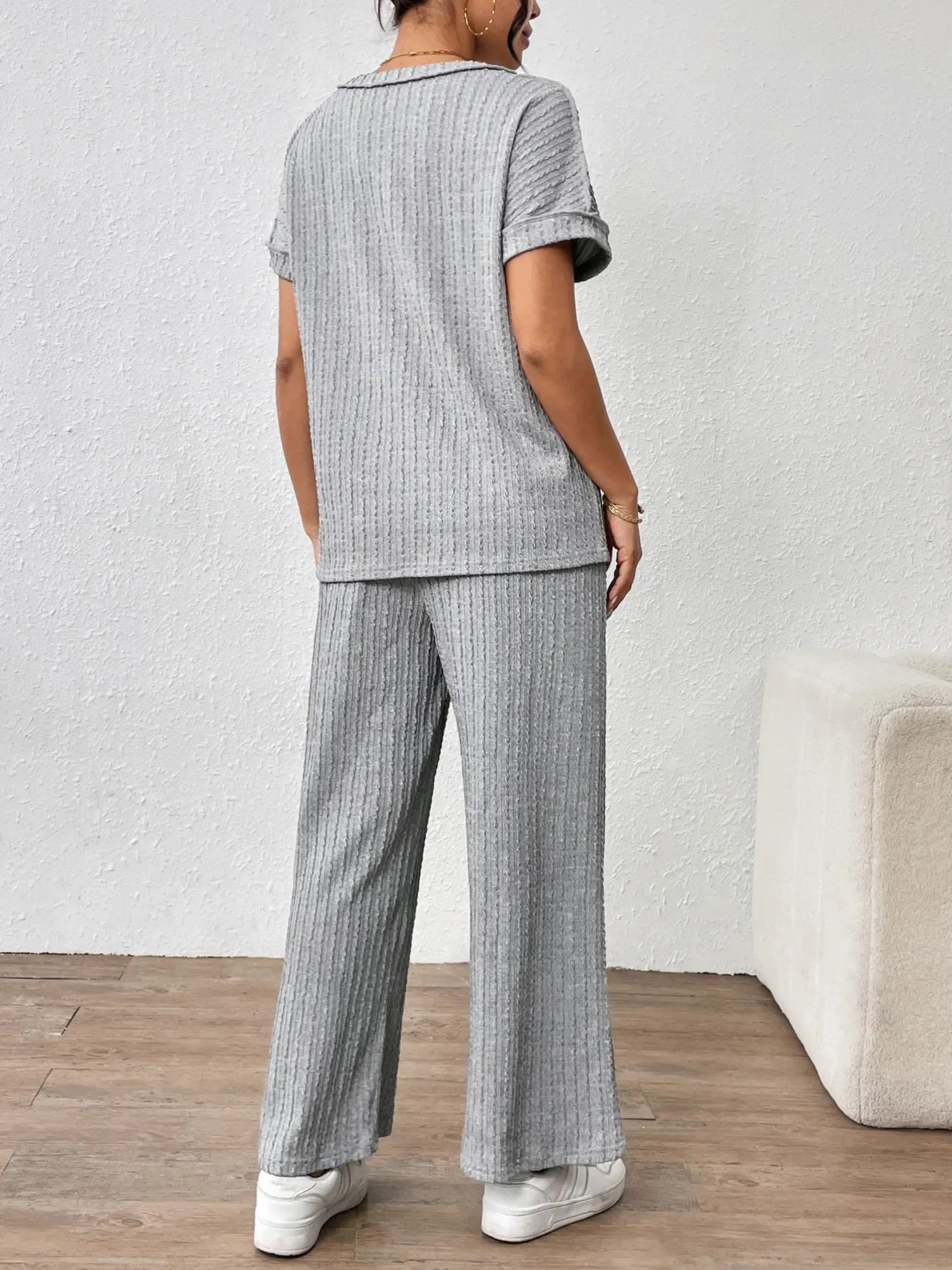 Round Neck Short Sleeve Top and Pants Set - Makw Official Site