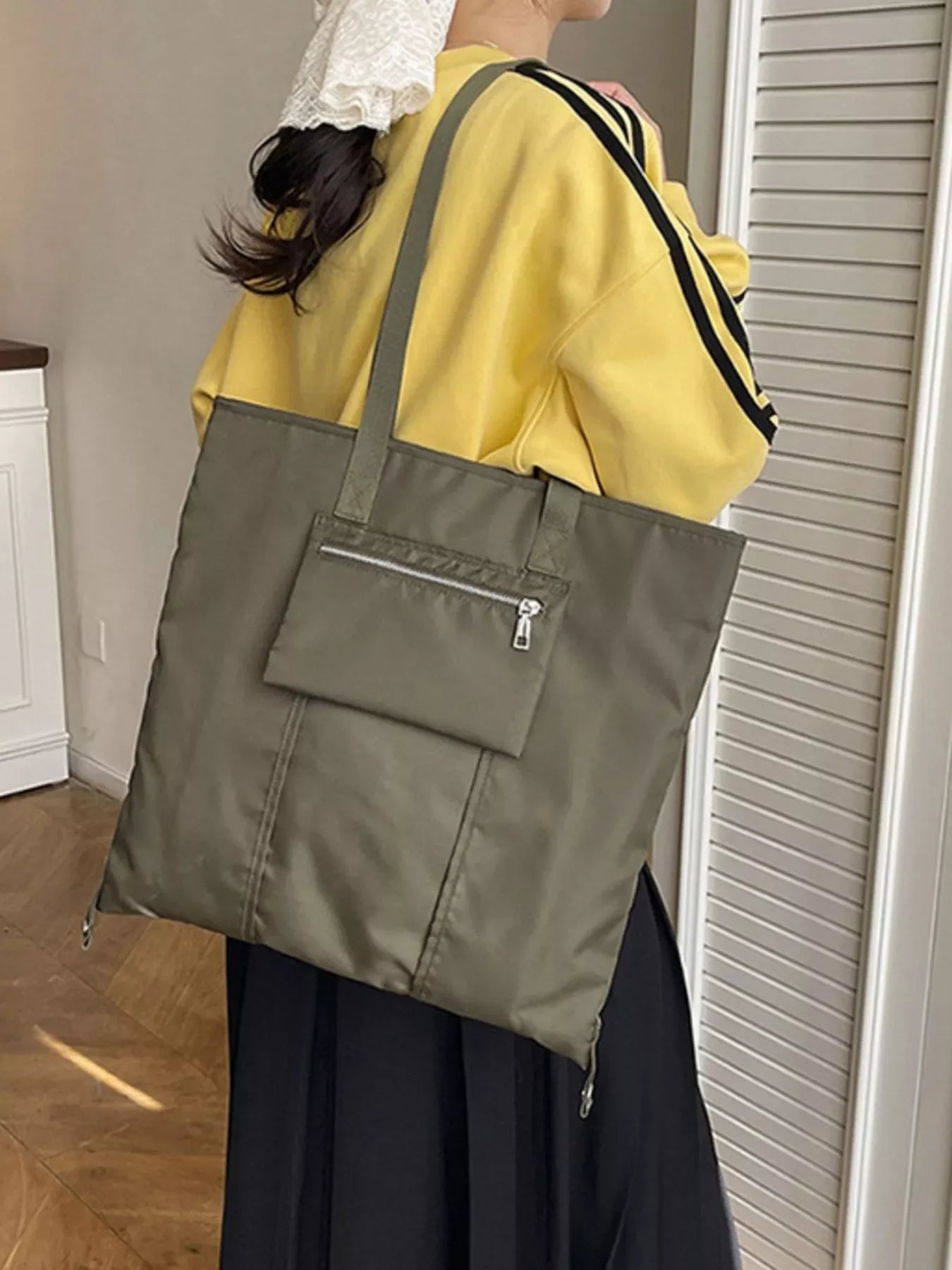 Casual Lightweight Nylon Shoulder Bag - Makw Official Site
