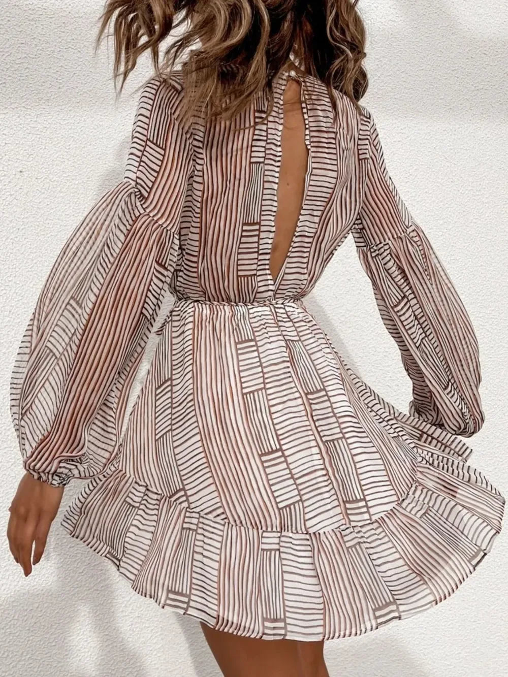 Cutout Back Surplice Long Sleeve Dress - Makw Official Site