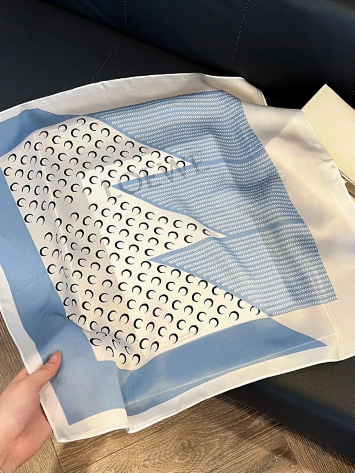 Printed Silk Square Scarf - Makw Official Site