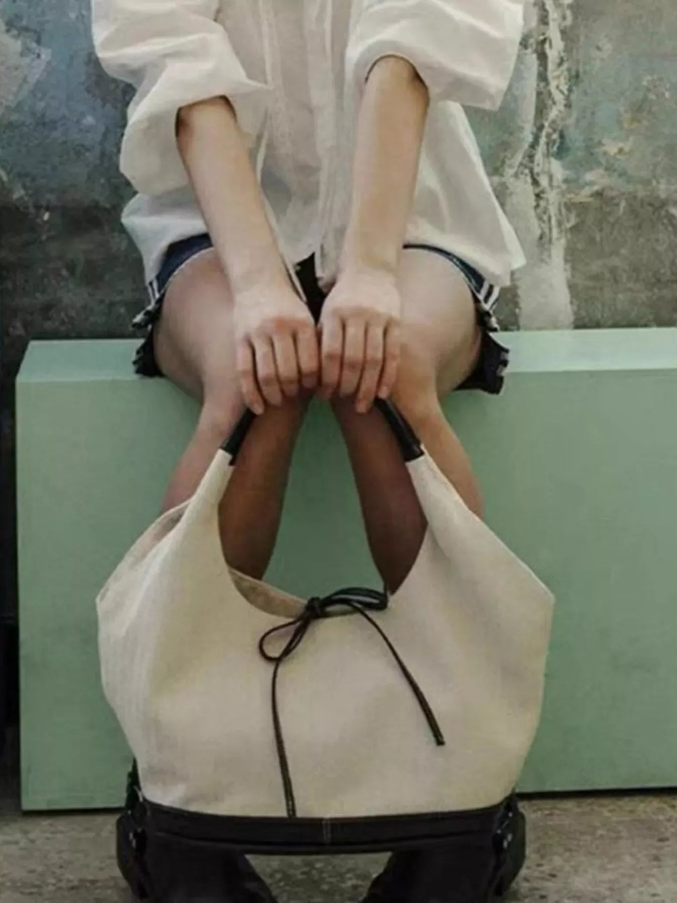 Tie Detail Shoulder Bag - Makw Official Site