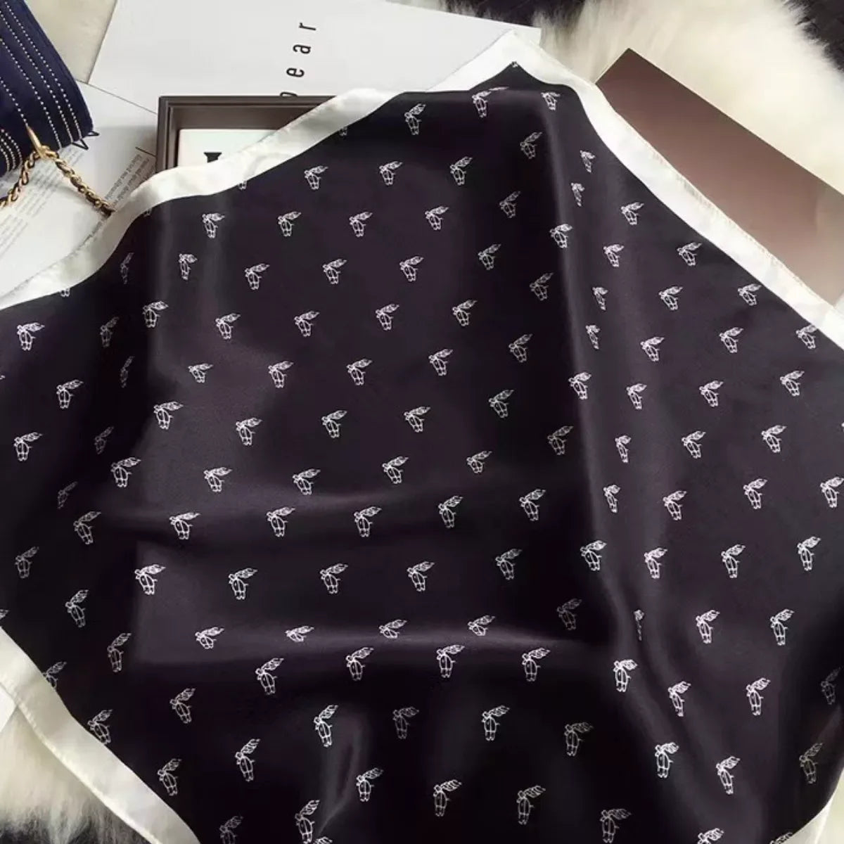 Printed Lightweight Silk Scarf - Makw Official Site