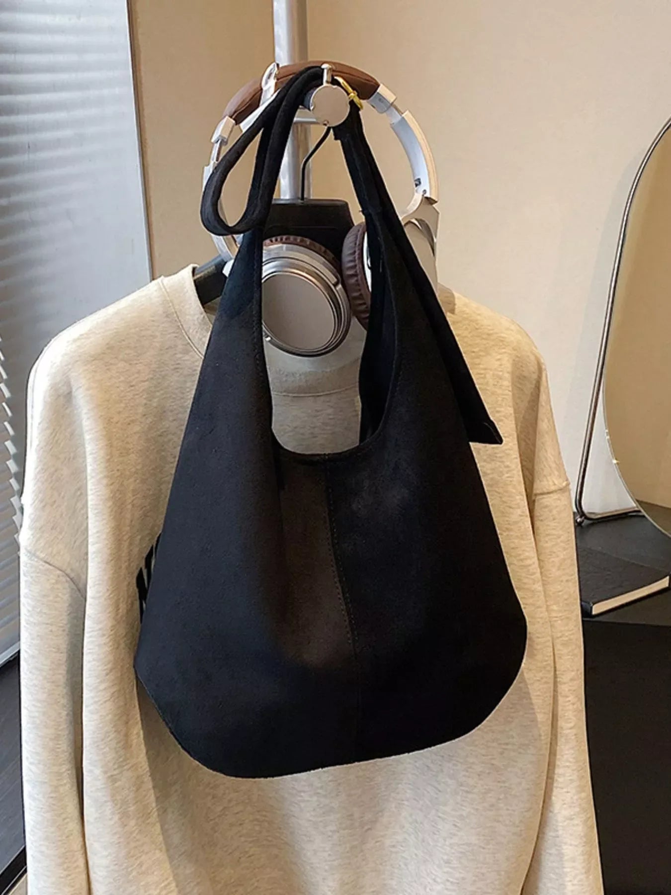 Suede Hobo Shoulder Bag - Makw Official Site