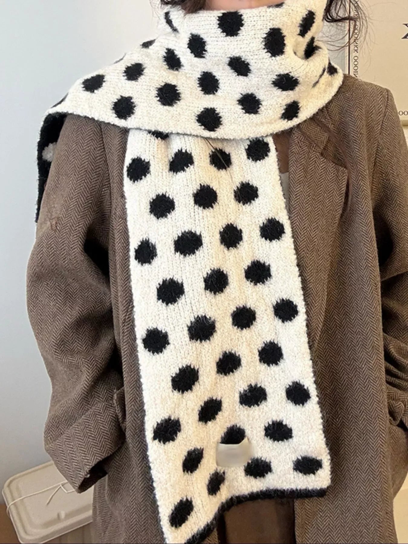 Polka Dot Knitted Scarf - Makw Official Site